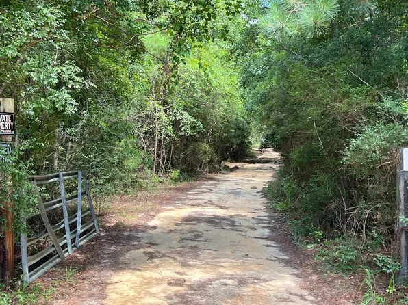 1087 Brake Rd, Ponce De Leon, FL 32455