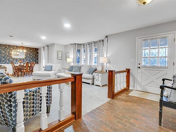 5th image of 605 Terrace Dr