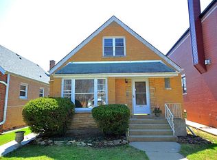 5827 N Medina Ave, Chicago, IL 60646