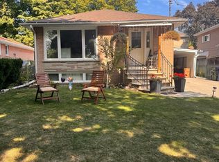 30 Gentian Dr, Toronto, ON M9C4G1