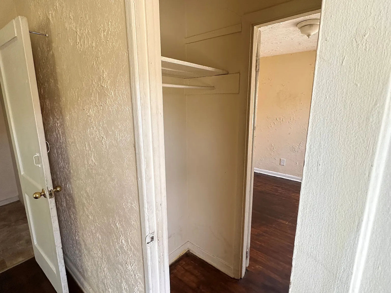 19th Street SW Duplex — Photo 3