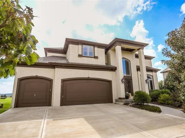 11001 W 163rd Ct, Overland Park, KS 66221