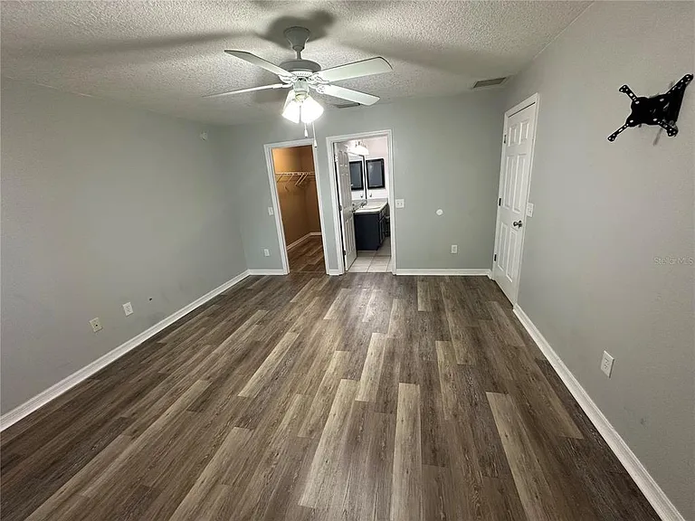 104 Cherry Blossom Ln — Photo 8