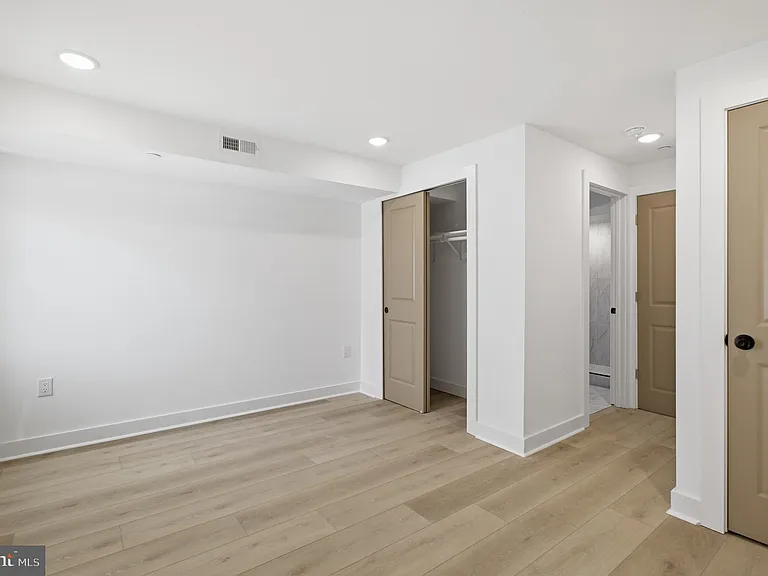 2237 N 16th St #1 — Photo 14