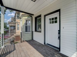 4 N 16th St, East Orange, NJ 07017