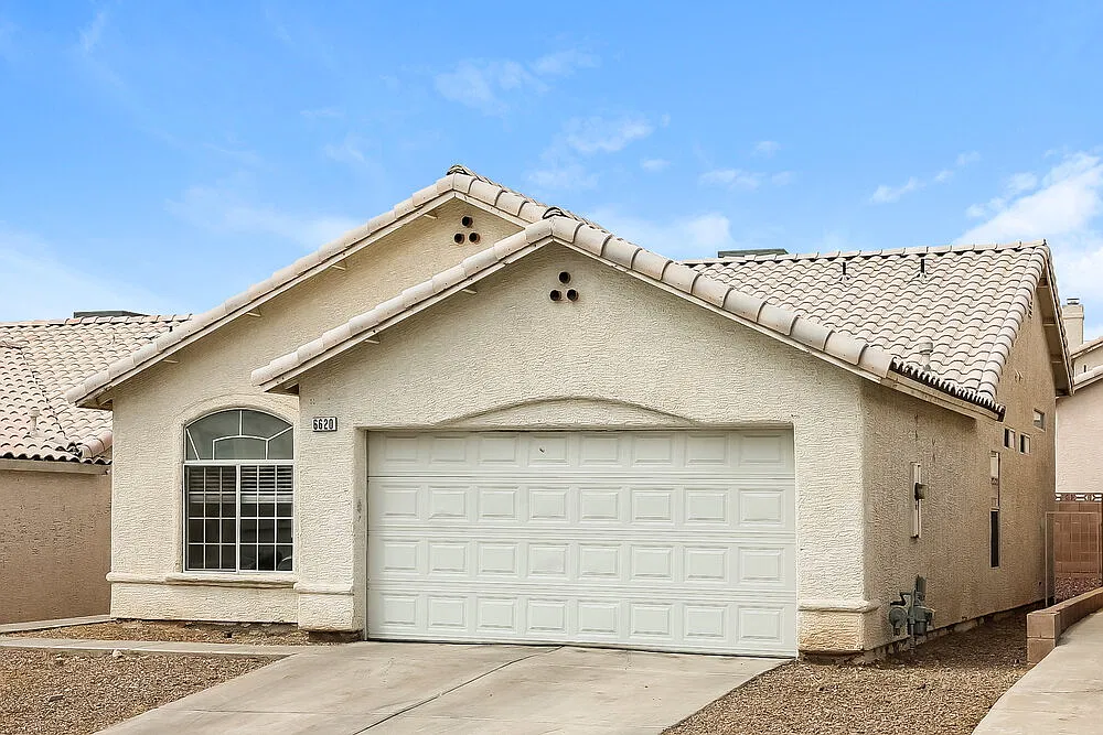 3 bed, 2.0 bath, 1314 sqft, $1,850 — Photo 3