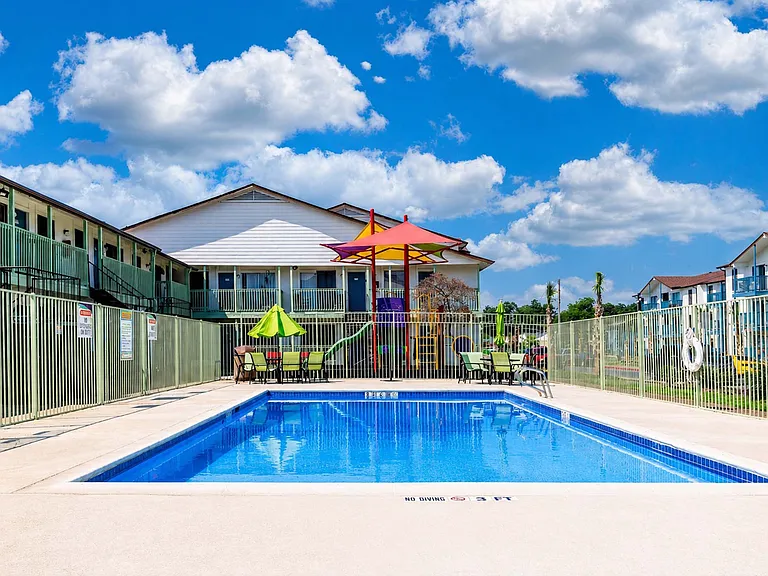 The Milo Apartments — Photo 7