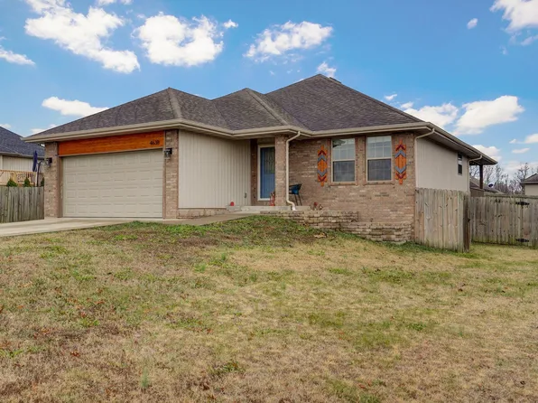 4638 W Gettysburg Battle Court, Battlefield, MO 65619