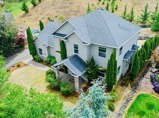 159 Oak Valley Loop, Winchester, OR 97495