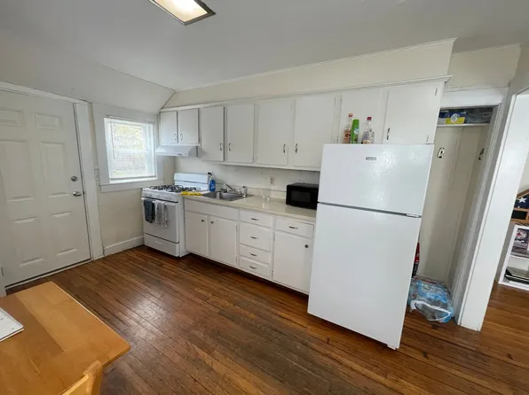 2 Bodfish Ave #2H, Wareham, MA 02571