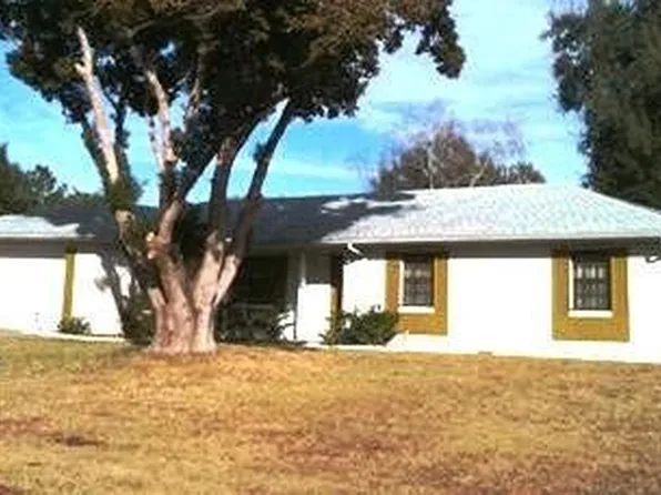 2012 Amesbury Dr, Auburndale, FL 33823