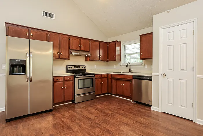 309 Timberglen Dr — Photo 8