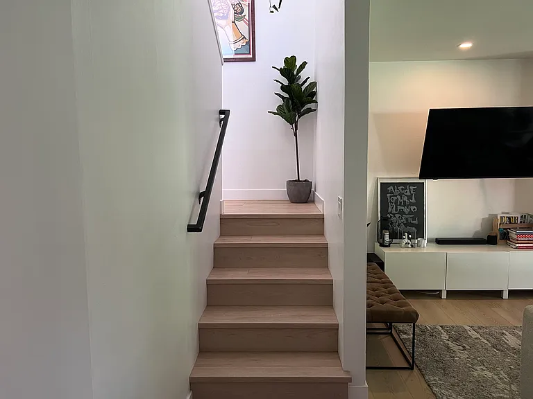 19105 Shoreline Ln #8 — Photo 14