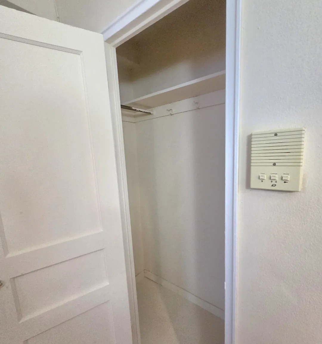 1 bed, 845 sqft, $2,340 — Photo 3