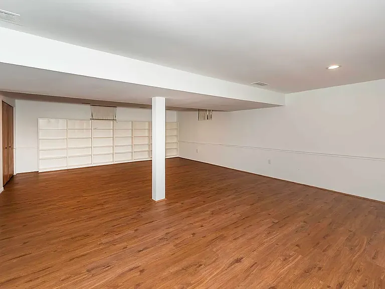 1358 Arroyo Dr — Photo 40