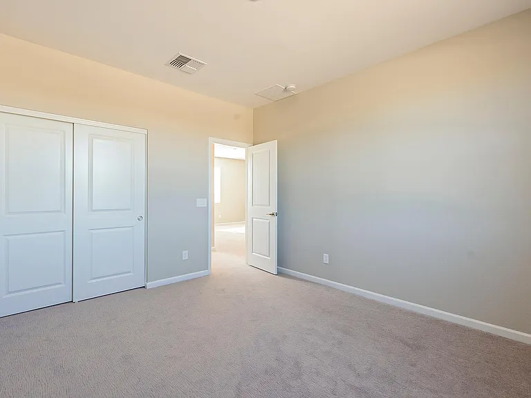 1434 E Pisa Dr — Photo 20