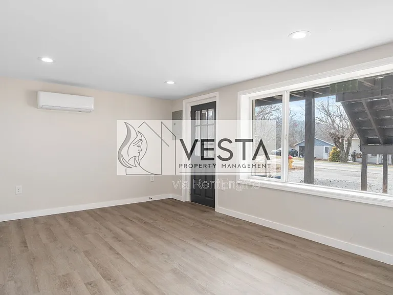 2383 Dutch Cove Rd #2 — Photo 5
