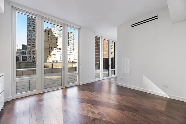 Rented by Mossanen Group | media 1