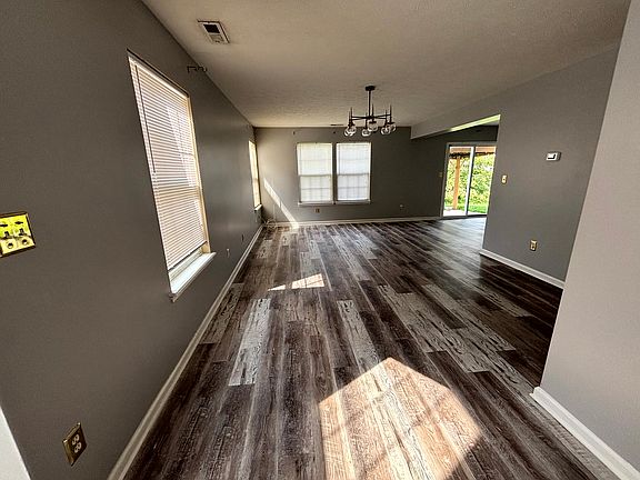 3rd image of 11950 Titania Cir