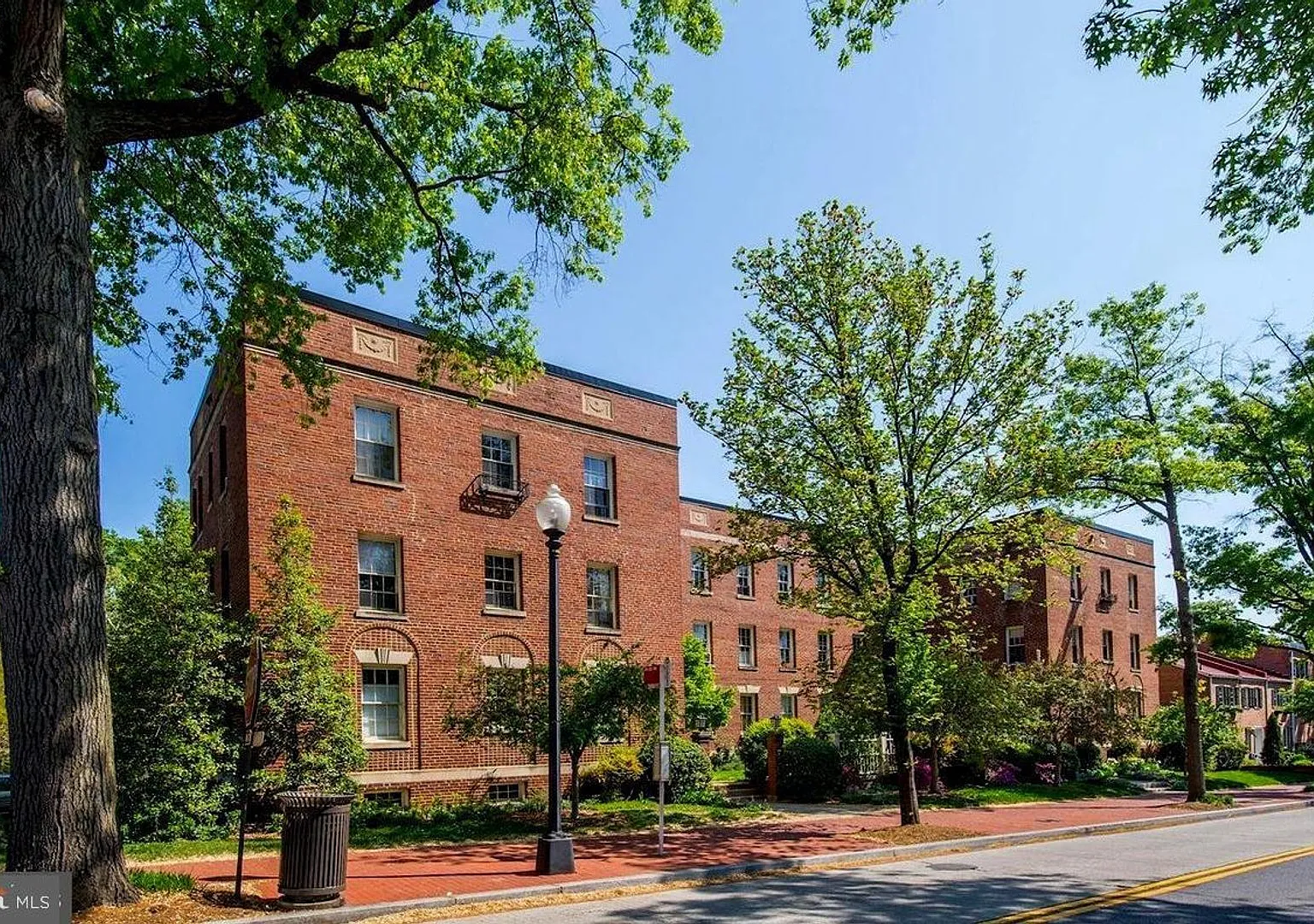 Top Floor Georgetown Two Bedroom in Amazing Location! — Photo 1