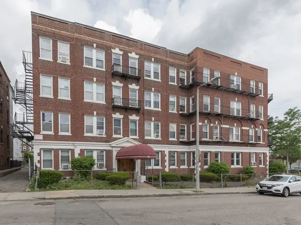 56 Park Vale Ave APT 2, Allston, MA 02134