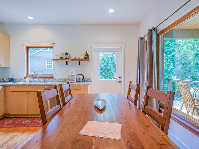9 Boyd Ave — Photo 12