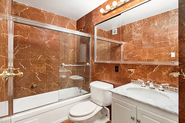 Rented by Corcoran | media 25