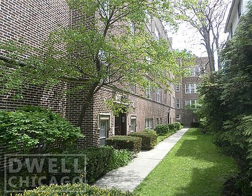 1st image of 4923 N Damen Ave