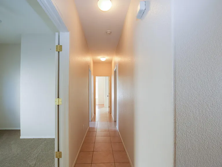 12813 W Sells Dr — Photo 11