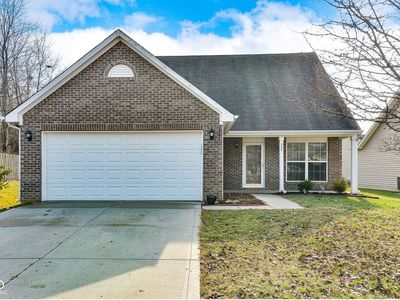 559 Genisis Dr, Whiteland, IN, 46184