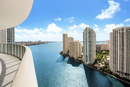 300 S Biscayne Blvd #T-3010 Photo 1