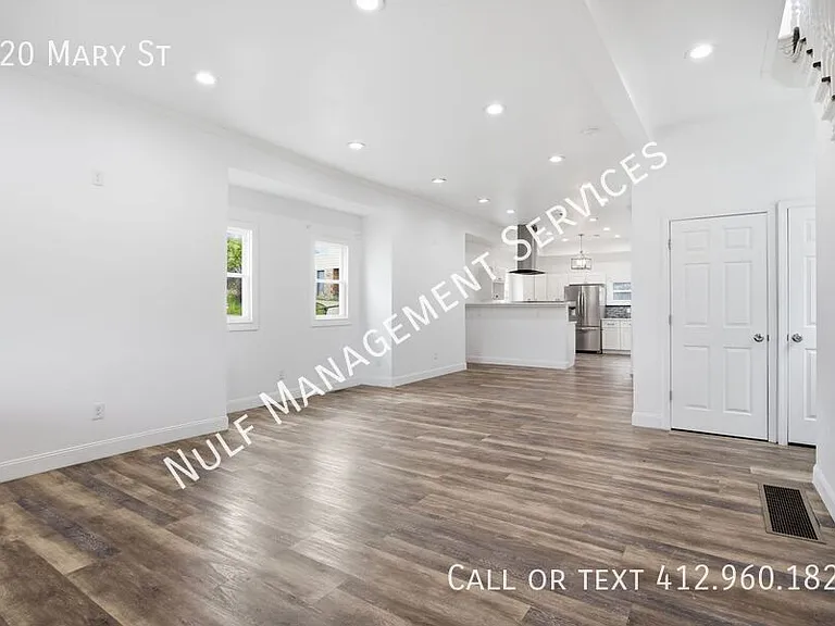 720 Mary St — Photo 4