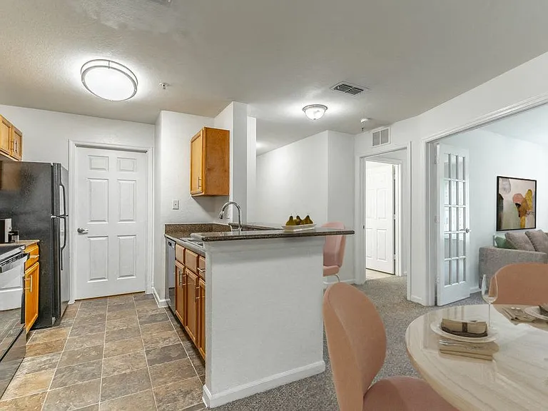 Cape Morris Cove Apartments & Townhomes — Photo 16