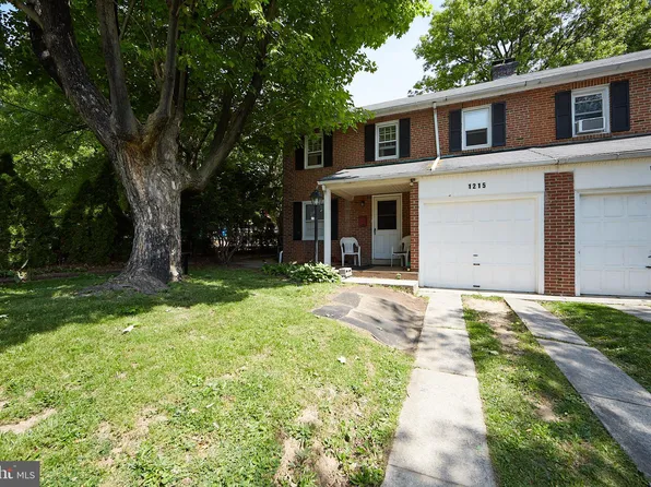 1215 W Lafayette St, Norristown, PA 19401