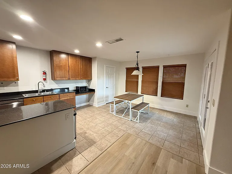 3582 E Santa Fe Ln — Photo 7