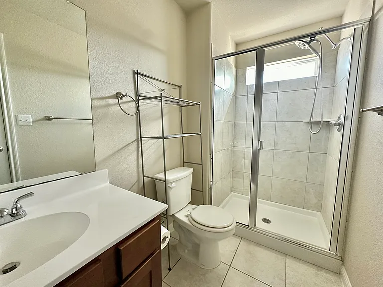 5977 Malta Cir — Photo 30
