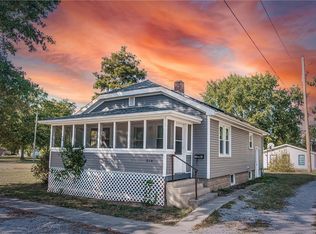 216 W 4th St, Saint Elmo, IL