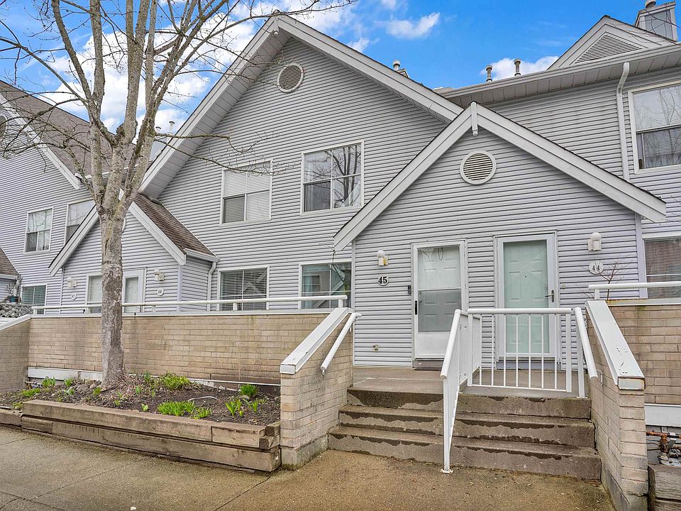1st image of 13706 74th Ave #45