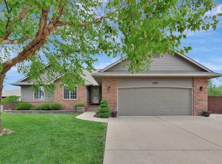 1929 E Cedar Tree Ct, Wichita, KS 67219