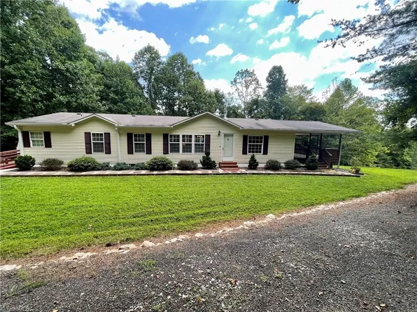 311 Frasier Fir Ln, Elkin, NC 27017