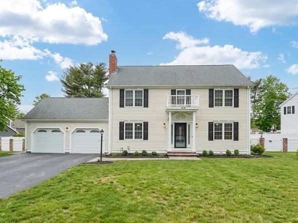 109 Partridge Cir, Taunton, MA 02780