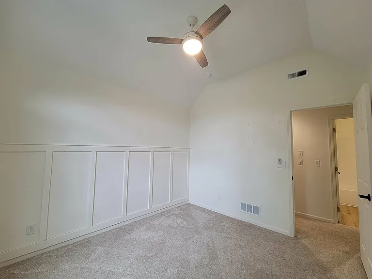 1532 SE Silkwood Ln — Photo 25