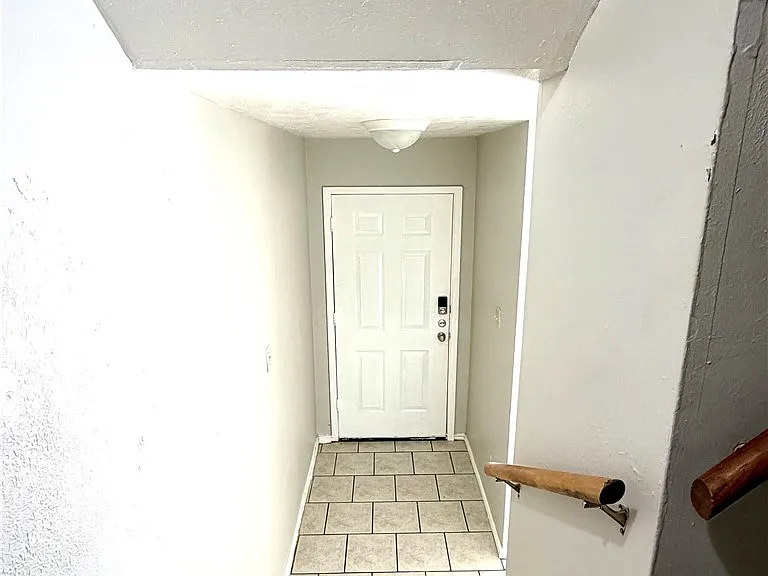 2406 Blanco Dr #D — Photo 27