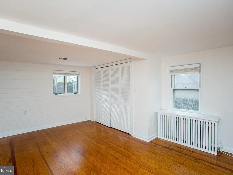 67 Ferry St — Photo 12