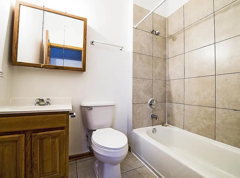 3108 W Polk St — Photo 8