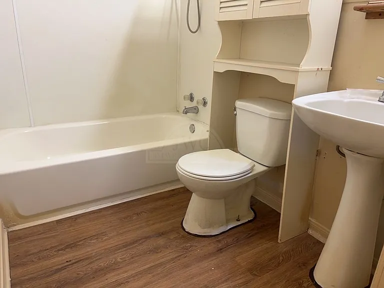 110 Bybee Ct — Photo 18