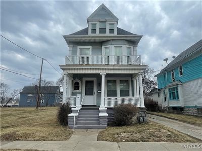 18 Girard Pl, Buffalo, NY, 14211