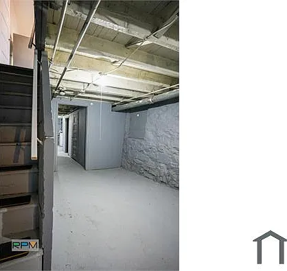 3201 Clarence Ave — Photo 15
