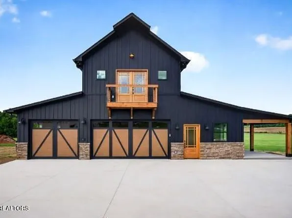 169 Cattlemans Dr, Sparta, TN 38583