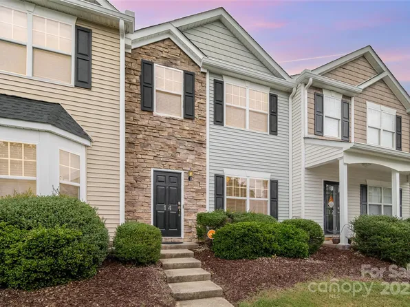 14 Arbor Hill Pl, Mc Leansville, NC 27301